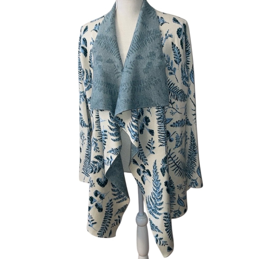 Magnolia Grace Cozy Quinley Blue and Cream Fern Floral Print‎ Cardigan Size XXL